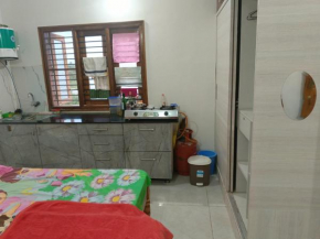 Superb Room for Decent Couples & Families
